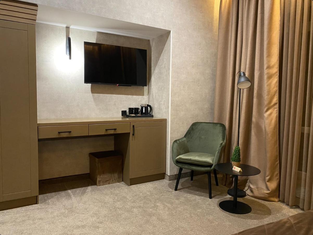 Kuprin Hotel Odessa Exteriör bild